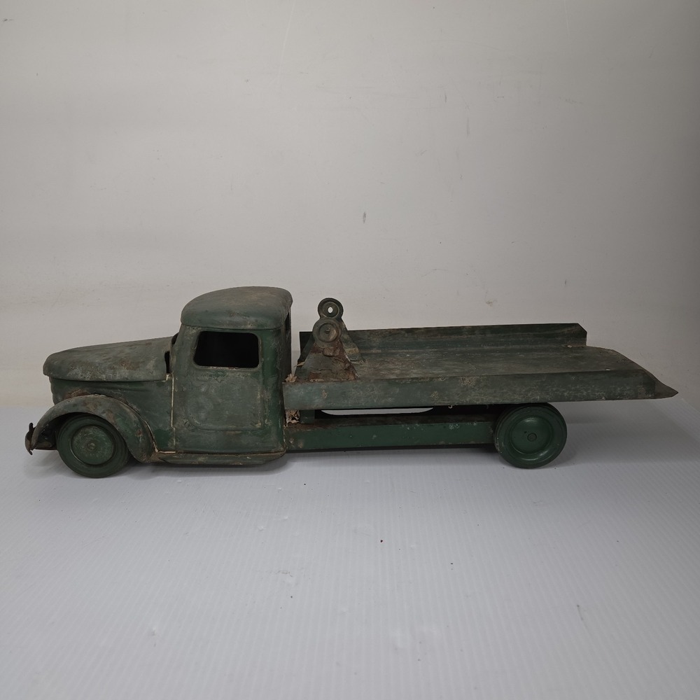Vintage Strutco Flat bed Hauler